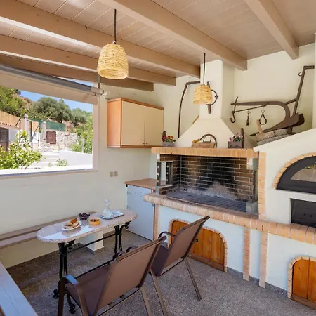 Koupos Villa Kare