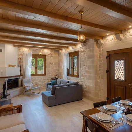 Koupos Villa *